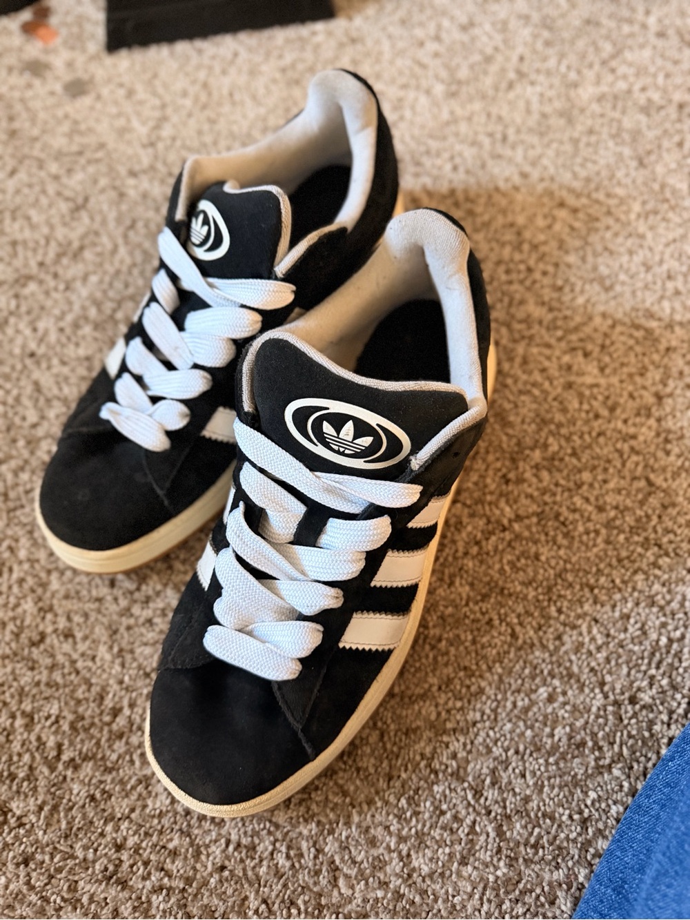 adidas men’s Black & White Low-Top Suede Sneakers